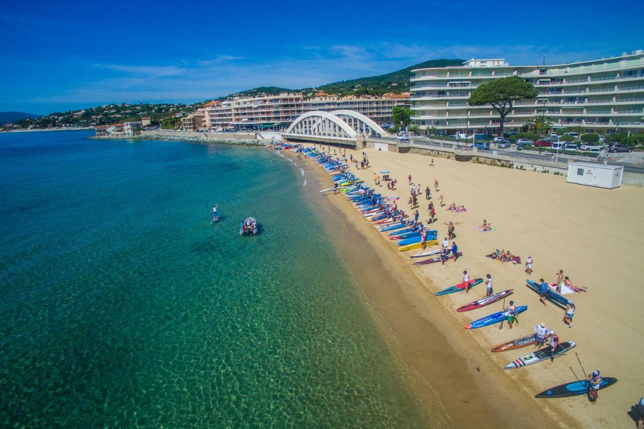 Le Victoria, Centre Ville , Plage Et Parking Gratuit Sainte-Maxime Exterior photo